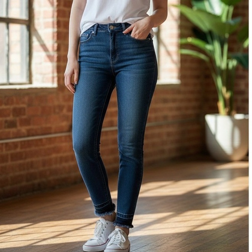 Kancan #KC2510D Women's 11/29 Denim Jeans Cropped Skinny Raw Hem Mid-Rise